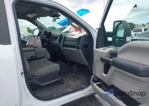 2020 Ford F-250 Xl z USA, uszkodzony, nr VIN 1FTBF2A64LED11251